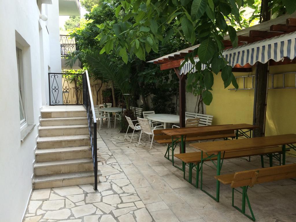 Pansion Begic Otel Omiš Oda fotoğraf